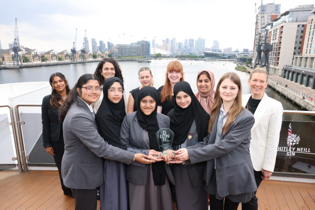 East London Students Triumph in Aviation Sustainability Challenge
