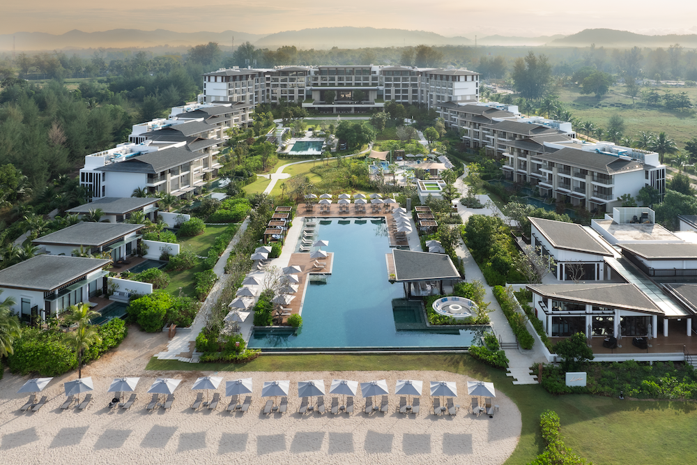 Discover the Khao Lak Marriott Beach Resort & Spa and What It Offers
