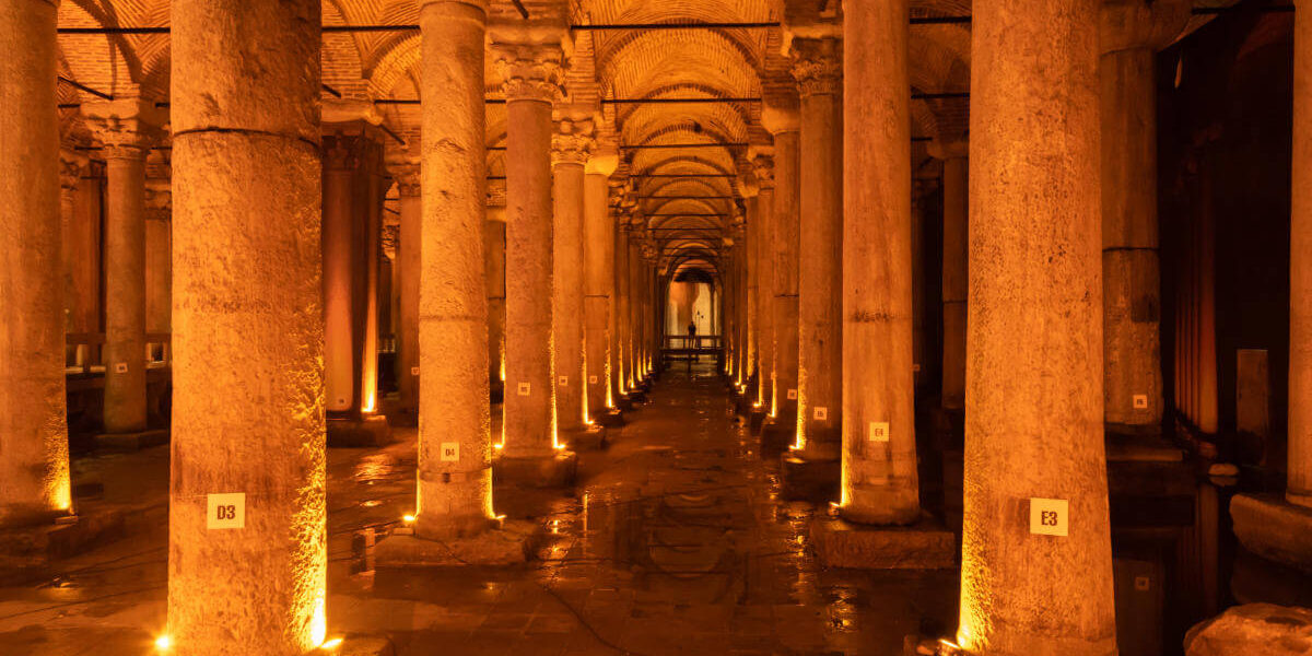 Discovering Istanbul in September: Weather Insights and Travel Tips
