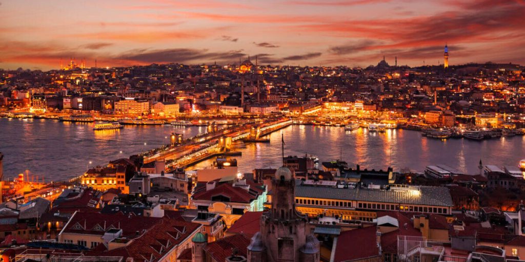 Discovering the Unique Charm of Istanbul Weather in May