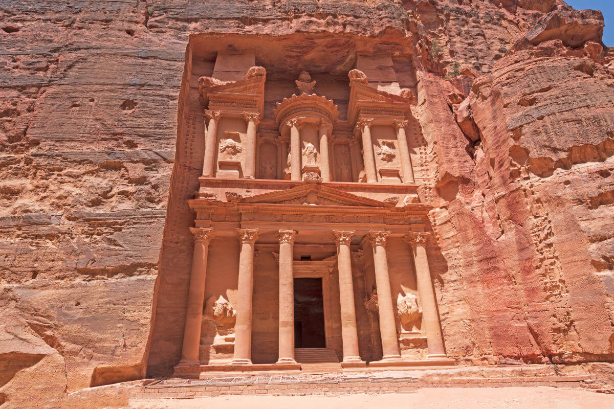 Discovering the Best Travel Agencies in the USA for Memorable Trips