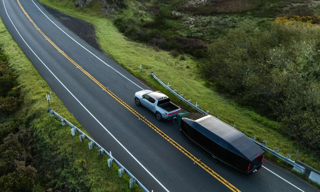 Lightship Launches the Innovative AE.1 Cosmos All-Electric Travel Trailer