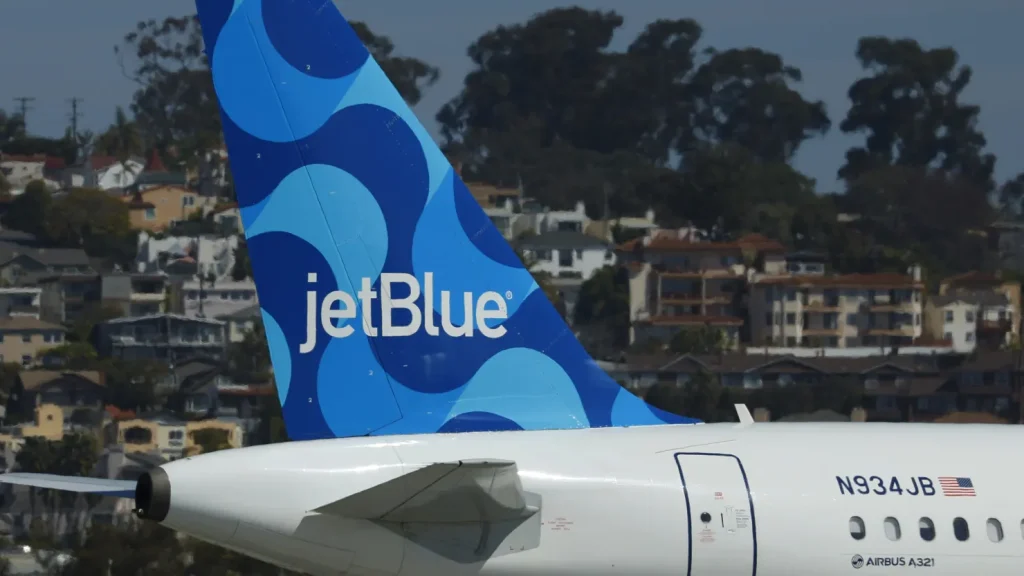 JetBlue’s Flight Reductions and Cost Strategies in Response to Travel Demand Fluctuations