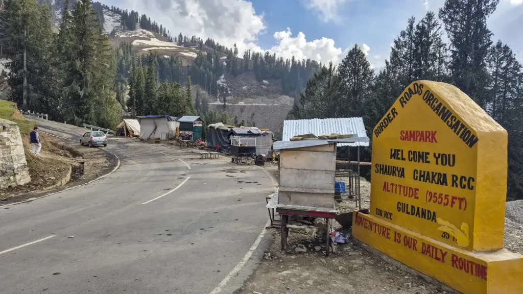 Kashmir Tourism is Picking Up Again After Recent Challenges