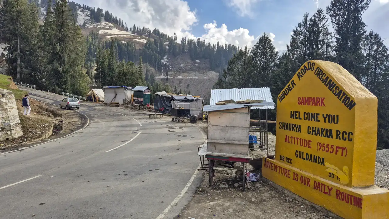 Kashmir Tourism is Picking Up Again After Recent Challenges