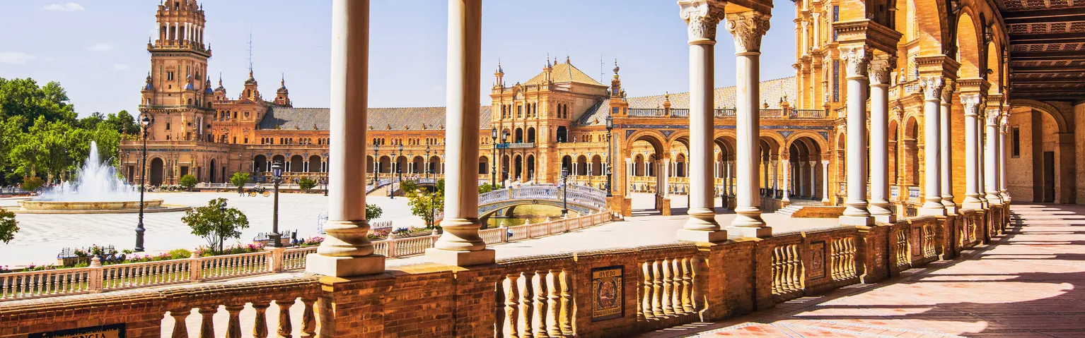 Embrace the Pleasures of Spain’s Shoulder Season Getaways without the Heat