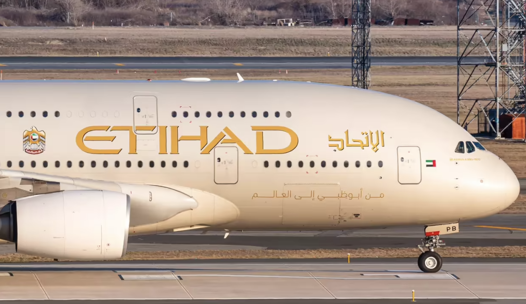 Etihad Airways Reaches 100 Aircraft Mark While Boosting Passenger Count
