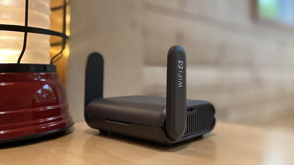 GL.iNet Slate AX: A Budget Travel Router with Wi-Fi 6 Compatibility