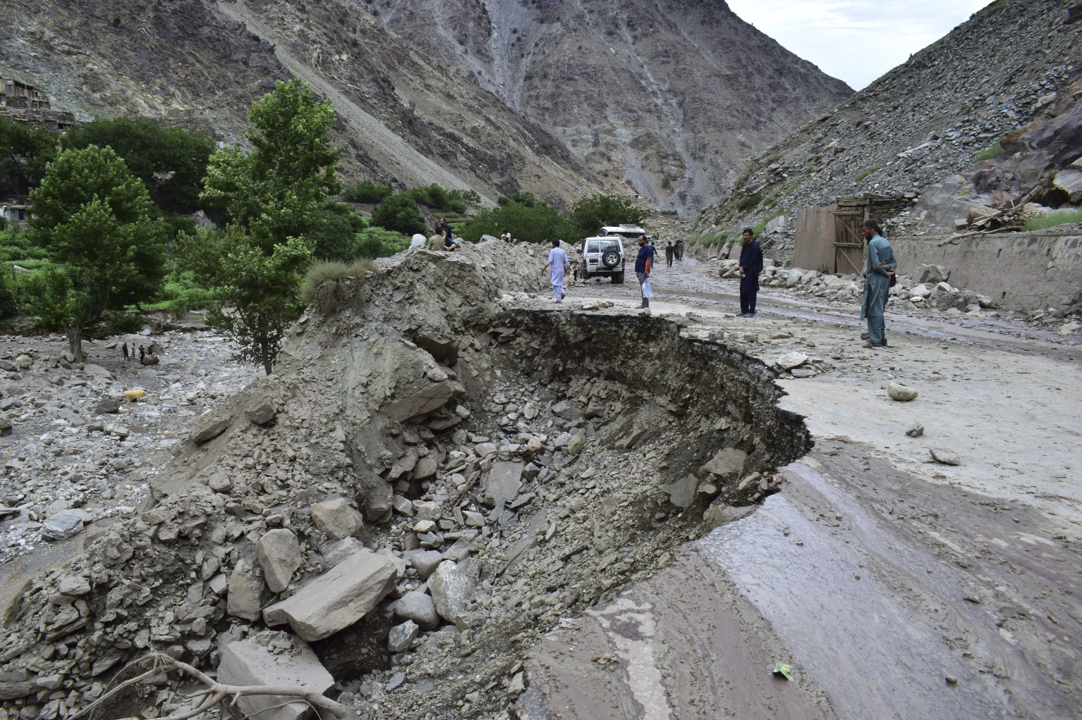 Intensified Search for Missing Tourists Amidst Northern Pakistan Flooding