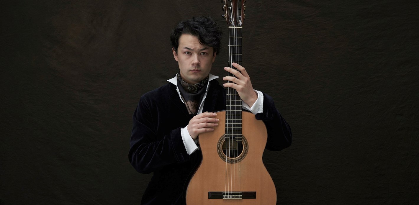 Sean Shibe’s Enchanting Lute Episodes at the 2025 Festival