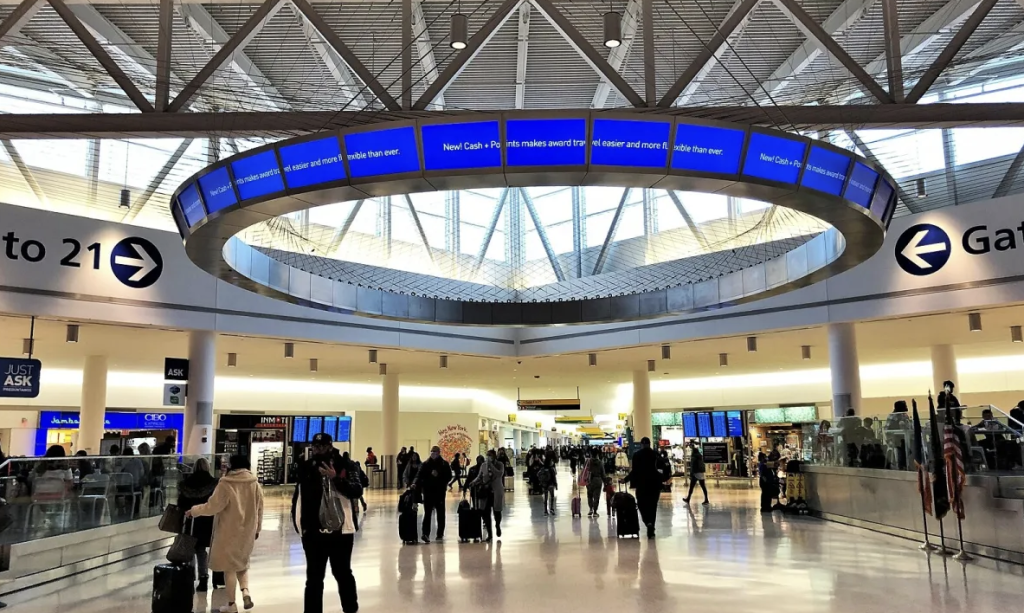 Strategies for Managing Summer Travel Delays
