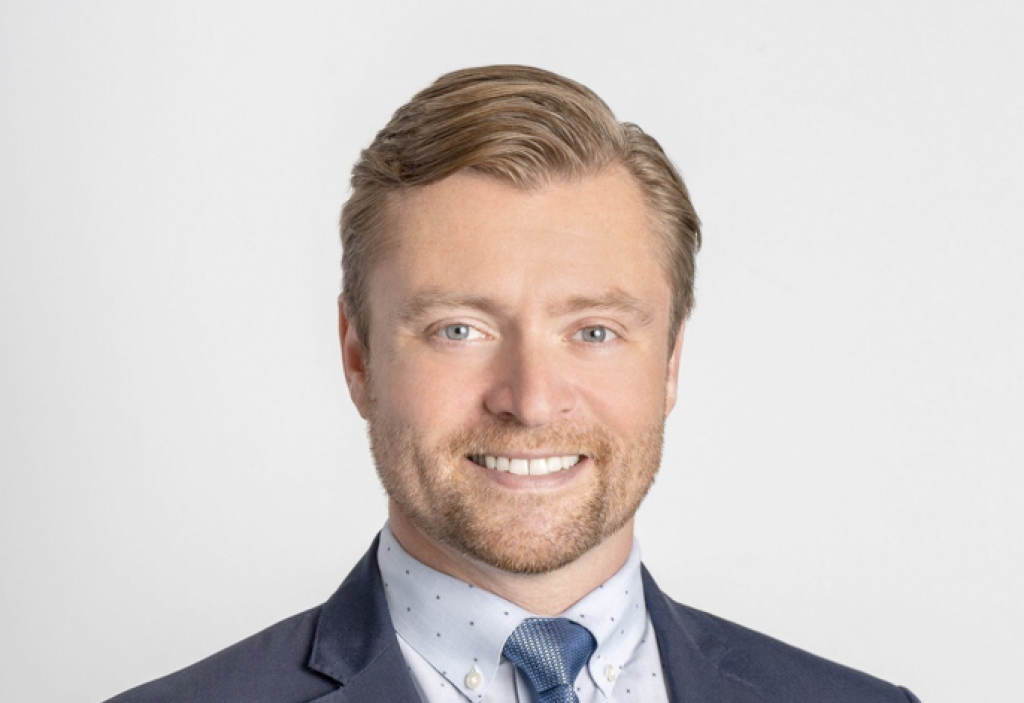 Leadership Changes at Alaska Airlines Influence Workforce Dynamics
