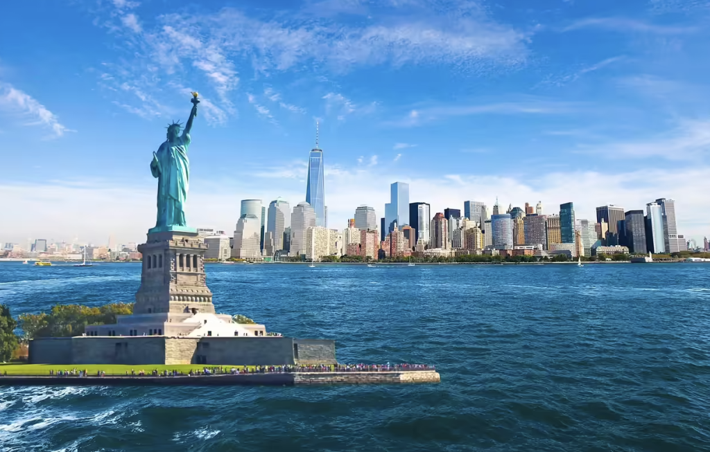 US Tourism Faces $29 Billion Loss: Factors Influencing Decline