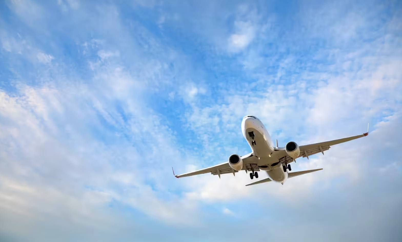 Indian Domestic Air Traffic Increases Amid Capacity and Fuel Costs Issues
