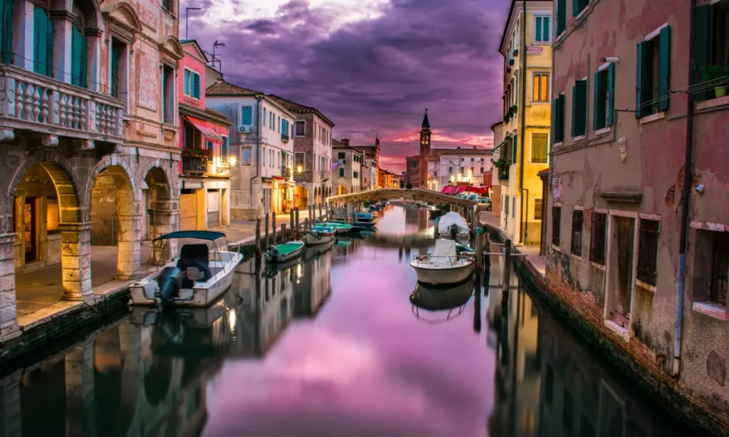 Essential Travel Tips for Experiencing Italy Like a Local