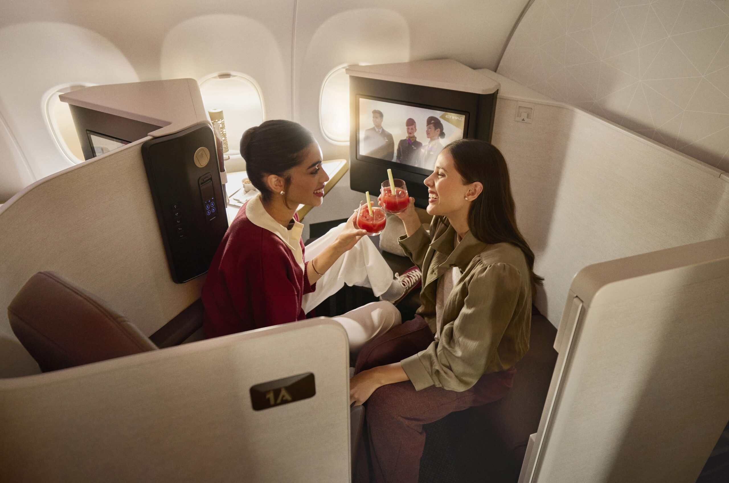 Unveiling the Luxury of Travel: Etihad Airways’ A321LR Takes Off to Phuket