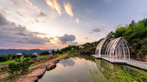 Transforming a Mining Town into a Thriving Tourist Hub