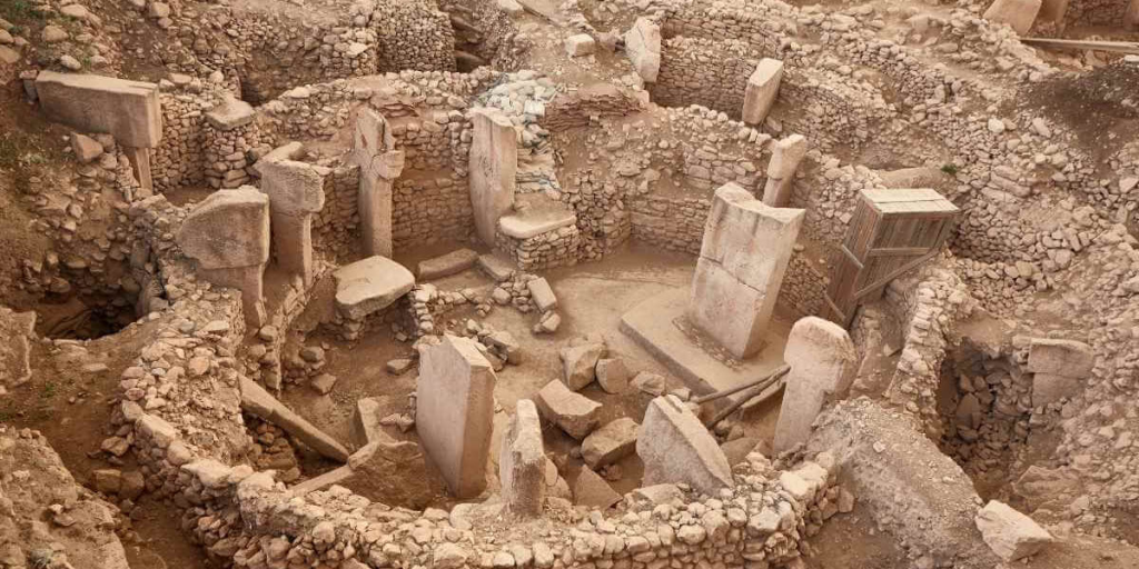 Discovering Göbekli Tepe: A Journey Through History and Exploration