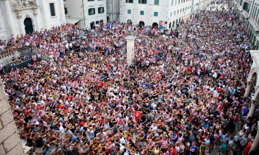 Overcrowded Travel Destinations to Avoid in 2025