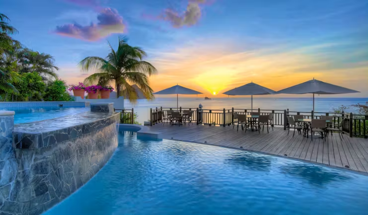 Uncover the Charm of Recycled Glass Sculpting at Cap Maison and Ladera Resort
