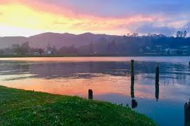 Gregory Lake in Sri Lanka Emerges as a Visual Hotspot Amid Luxury Tourism Challenges