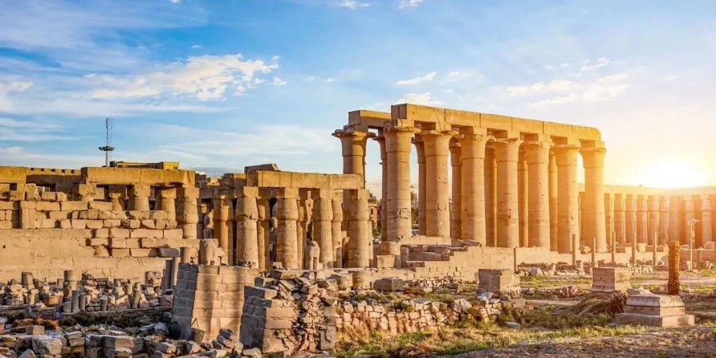 Navigating Your Journey from Cairo to Luxor: All You Need to Know About Trains, Flights, and Guided Tours