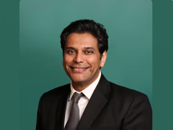 Cathay Pacific Strengthens Customer Experience in South Asia, Middle East, and Africa with Abhijit Abhyankar’s Appointment