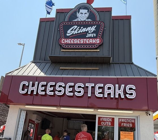 Former Philadelphia Mafia Figure Joey Merlino Steps into the Cheesesteak Business, Gaining Attention from Pro Athletes