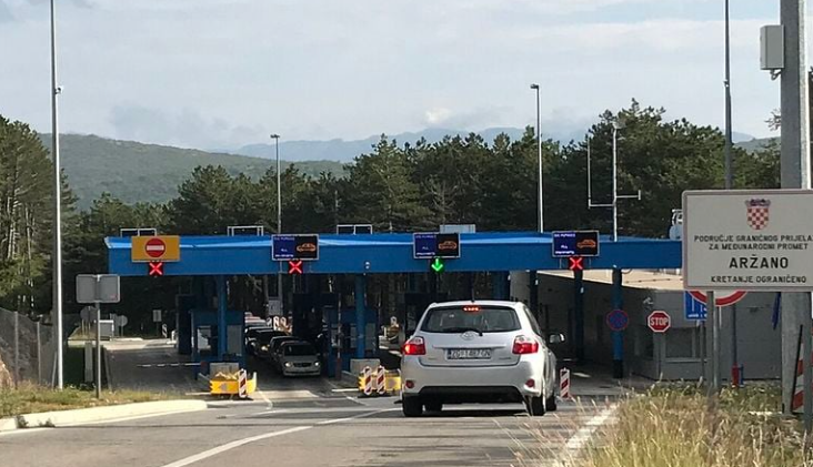 What Travellers Should Know About the EU’s New Entry/Exit System Launching in October 2025