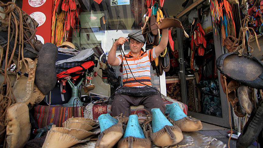 How the Craft of Gömbe Sandals Remains a Living Tradition in Fethiye’s Unique Cultural Scene