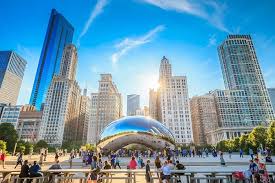 How Chicago’s Tourism Evolves to Captivate Visitors Year-Round and Spark Global Interest
