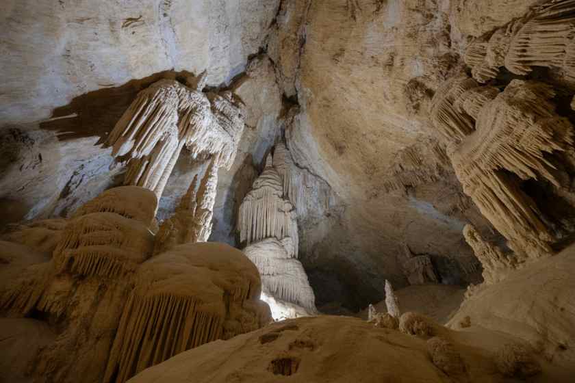 Unveiling Orlovača Cave: Exploring a Natural Monument in Bosnia and Herzegovina’s Karst Landscape