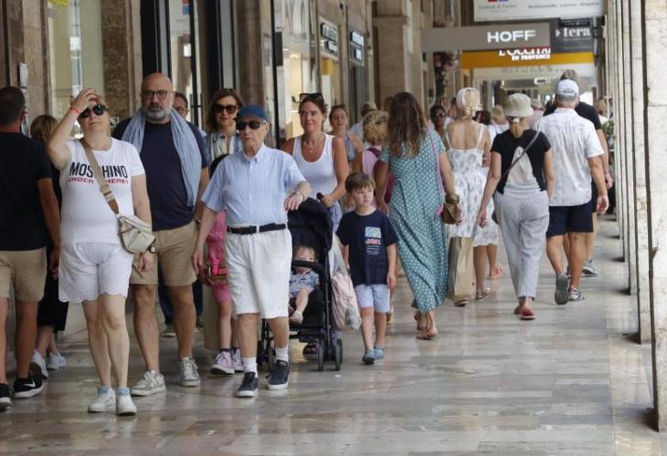 Understanding VAT Refunds for British Tourists in Mallorca: How to Save on EU Holiday Shopping