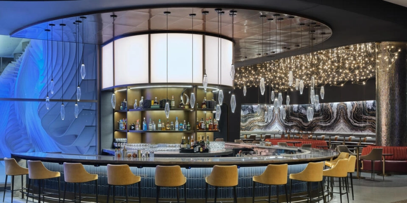 Experience the New Delta Sky Club at Salt Lake City International Airport: Spacious Lounge and Local Flare