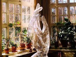 Unveiling Paula Fichtl’s Story Through Art at the Freud Museum’s ‘Housekeeper’ Exhibit