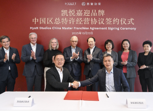 Hyatt and Homeinns Hotel Group Join Forces to Expand Hyatt Studios Extended-Stay Hotels Across China