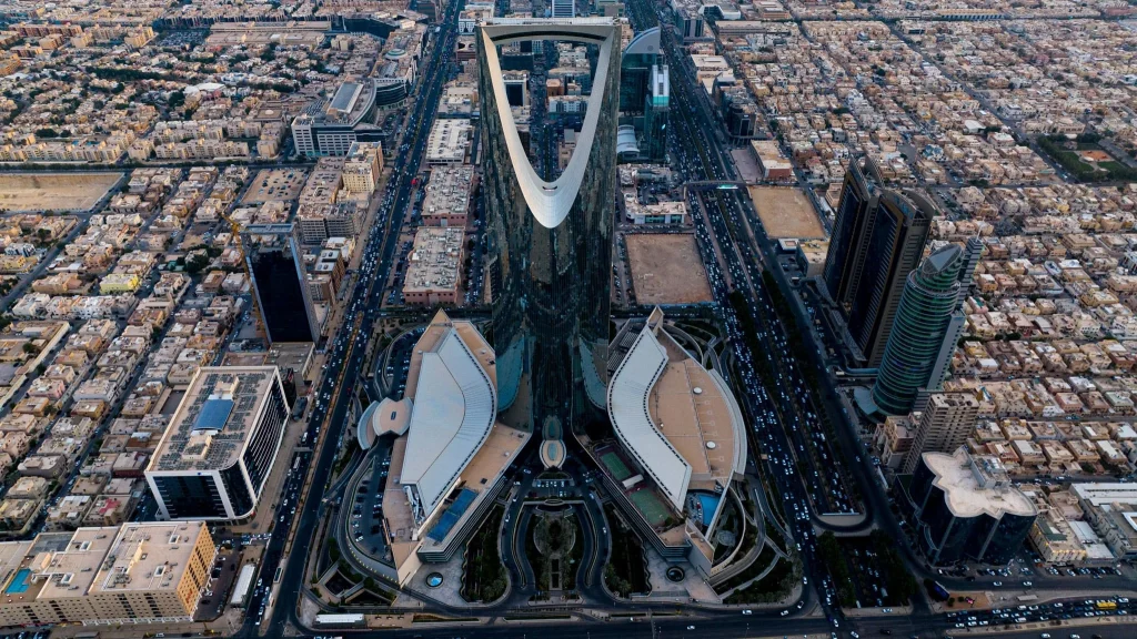 Discover the Best Lesser-Known Experiences and Eats to Enjoy This Riyadh Season 2025–26