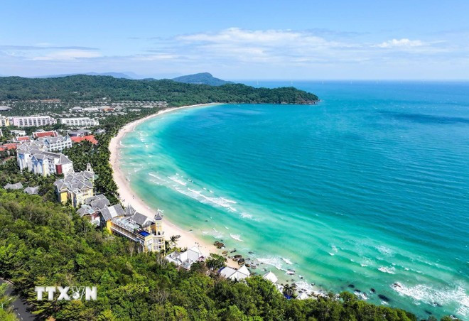 Vietnam Experiences a Tourism Surge in 2025 with Record Arrivals and Expanding Market Segments
