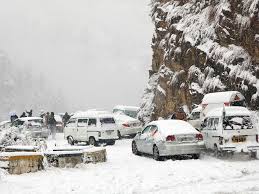 Practical Travel Safety Advice for Tourists Visiting Murree During Snowfall Season
