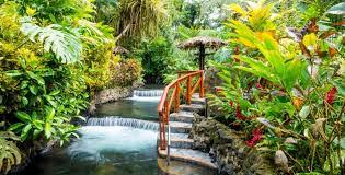 November Marks a Significant Recovery in Costa Rican Tourism with a 12% Boost in Air Visitor Numbers