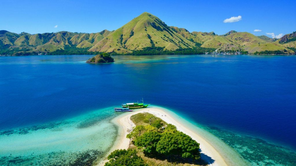 Sustainable Green Tourism and Its Role in Empowering Indonesia’s Micro and Small Tourism Enterprises