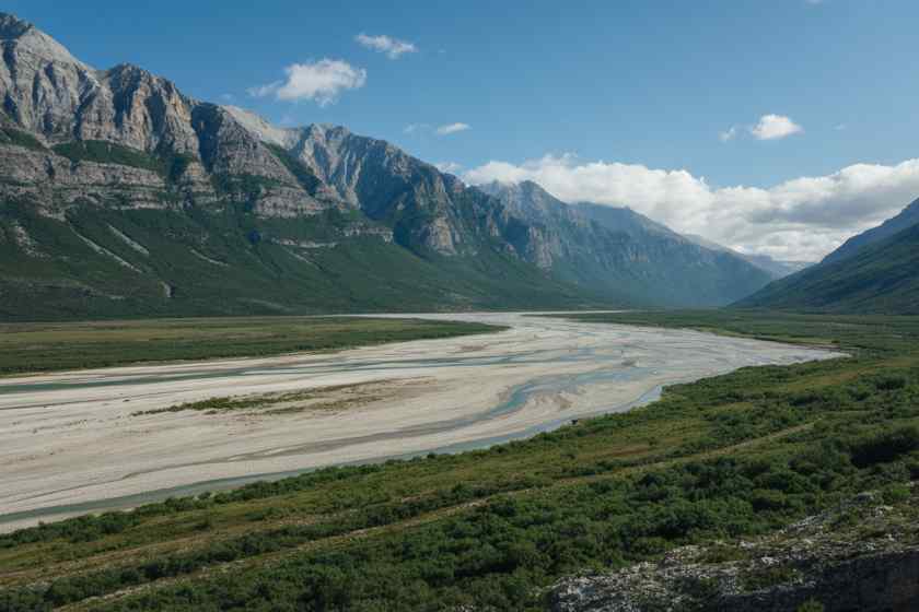 Exploring Sustainable Tourism in Albania’s Vjosa Valley: A New Centre in Southern Albania