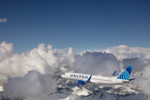 United Airlines Reveals Winter Holiday Travel Surge and Special Seasonal Features