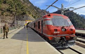 Vistadome coach debuts on Budgam–Katra special train as service extends to Shri Mata Vaishno Devi Katra