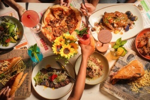 Navigate Miami Beach’s culinary hotspots with reliable transfers and smart taxi tips